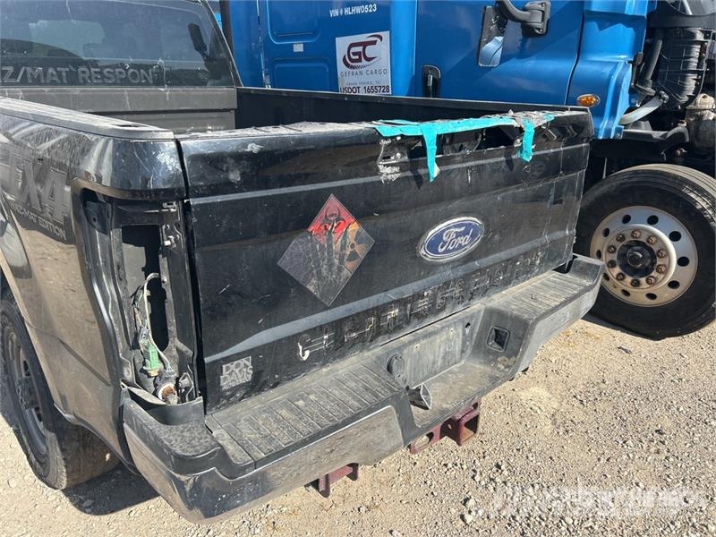 Ford F-350 XL 4x4 Crew Cab Pickup Andere Transporter
