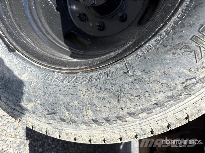 Ford F-350 XL 4x4 Crew Cab Utility Truck Utilitaire benne