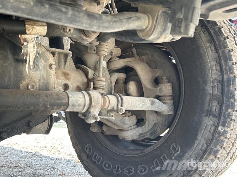 Ford F-350 XL 4x4 Crew Cab Pickup Andere Transporter
