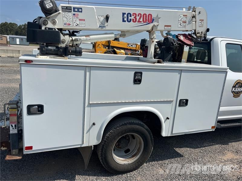 Ford F-350 XL 4x4 Extended Cab Service Truck Pilsētas atkritumvedēji