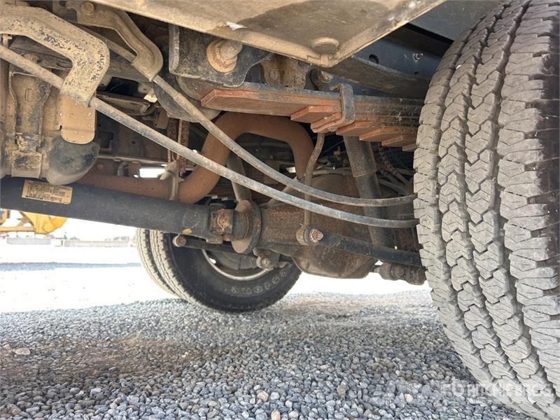 Ford F-350 XL 4x4 Extended Cab Service Truck Pilsētas atkritumvedēji
