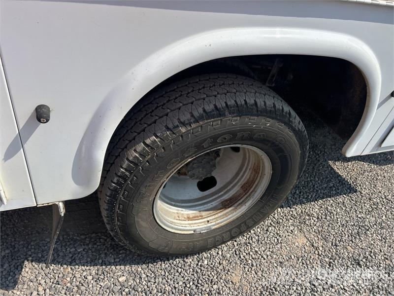 Ford F-350 XL 4x4 Extended Cab Service Truck Pilsētas atkritumvedēji