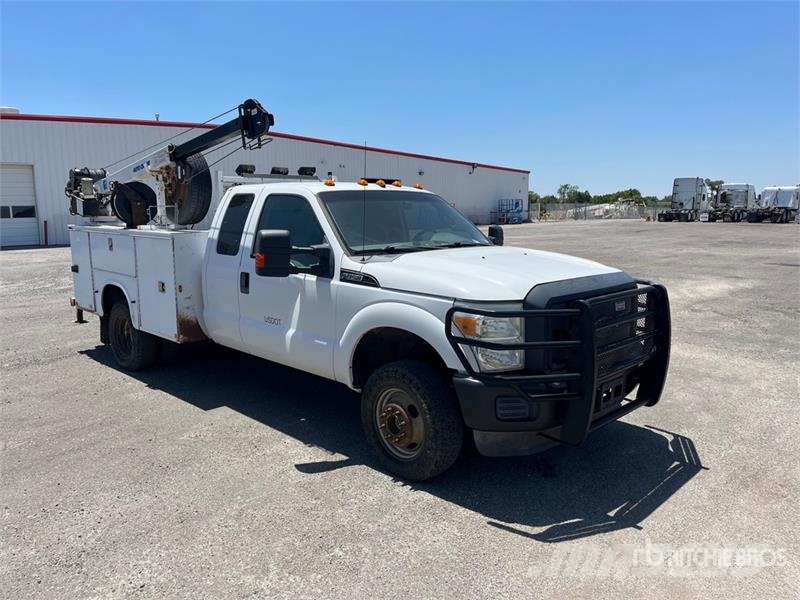 Ford F-350 XL 4x4 Extended Cab Service Truck Kommunalt / generelt kjøretøy
