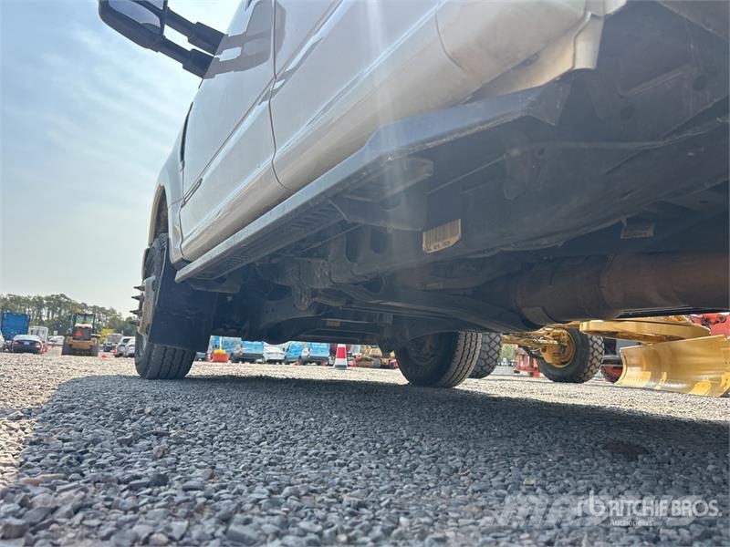 Ford F-350 XL 4x4 Extended Cab Service Truck Pilsētas atkritumvedēji