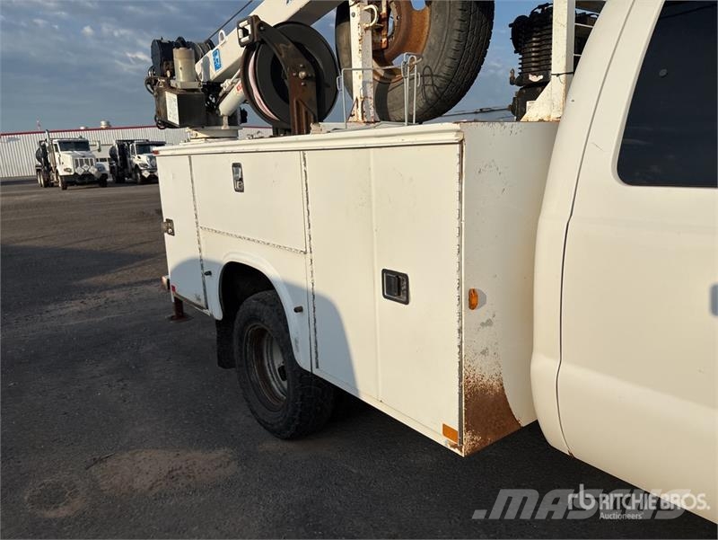 Ford F-350 XL 4x4 Extended Cab Service Truck Kommunalt / generelt kjøretøy