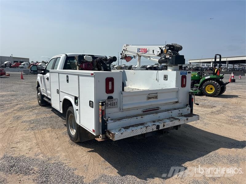 Ford F-350 XL 4x4 Extended Cab Service Truck Pilsētas atkritumvedēji