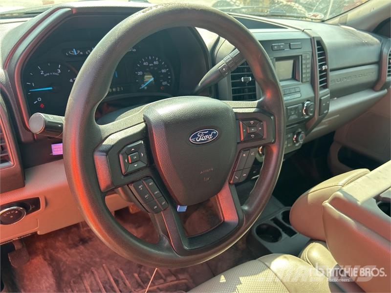 Ford F-350 XL 4x4 Extended Cab Service Truck Pilsētas atkritumvedēji