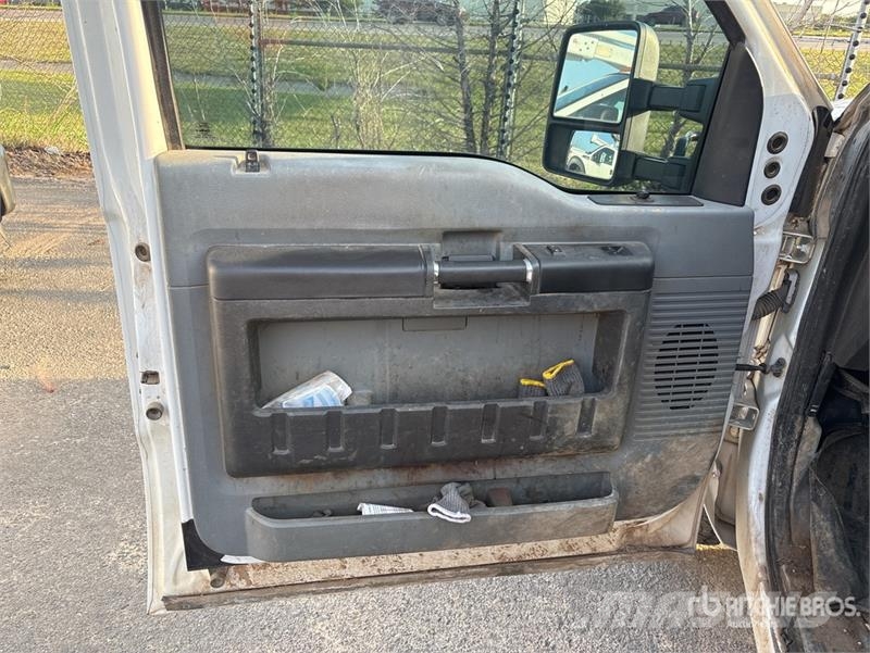 Ford F-350 XL 4x4 Extended Cab Service Truck Kommunalt / generelt kjøretøy