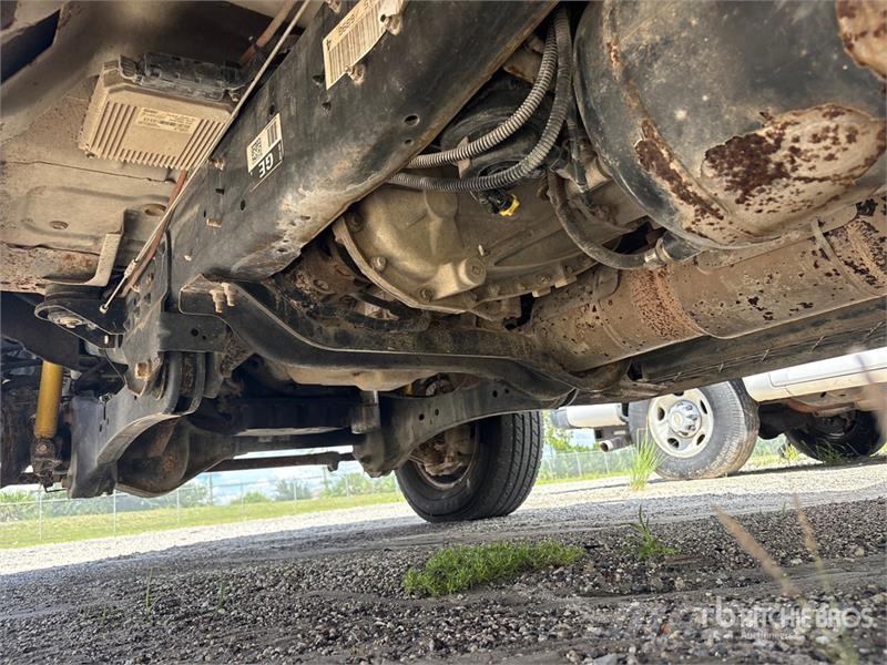 Ford F-350 XL 4x4 Service Truck (Inoperable) 多目的／汎用車両