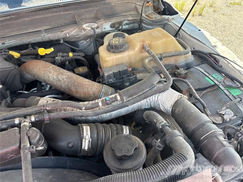 Ford F-350 XL 4x4 Service Truck (Inoperable) 多目的／汎用車両
