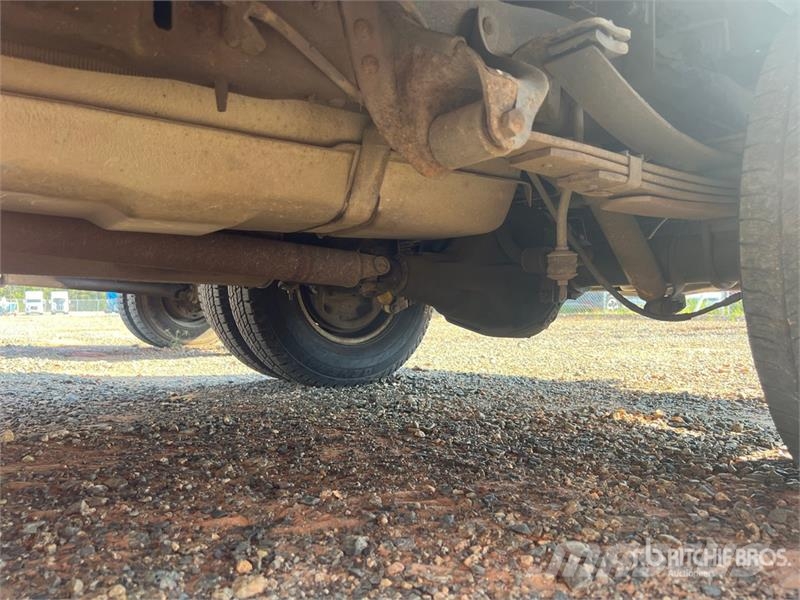 Ford F-350 XLT 4x2 Crew Cab Pickup Інше