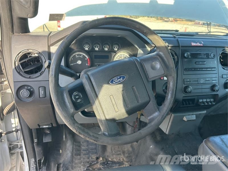 Ford F-450 Araç üstü platformlar