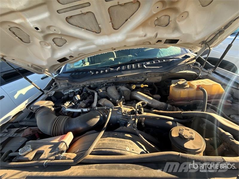 Ford F-450 Ciężarówki typu Platforma / Skrzynia