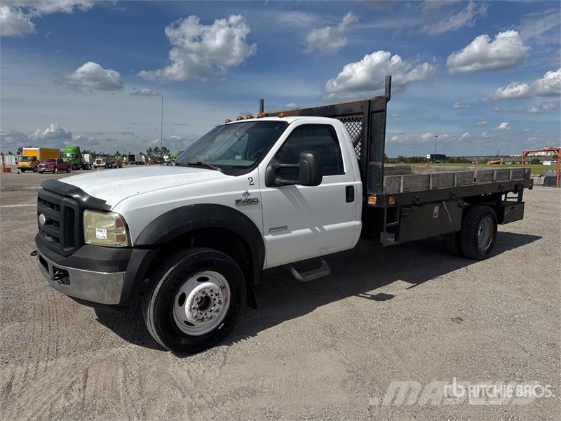 Ford F-450 Flatbed / Dropside trucks