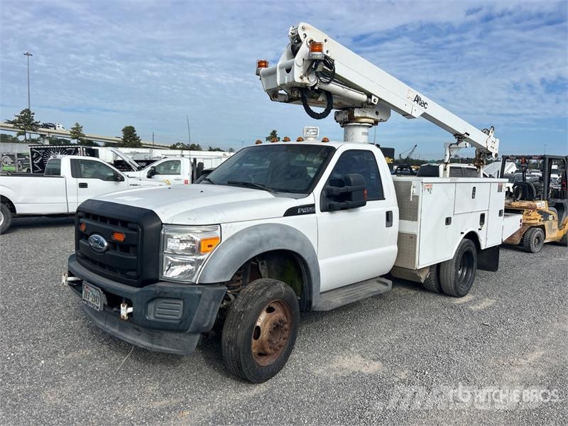 Ford F-450 Plataformas sobre camión