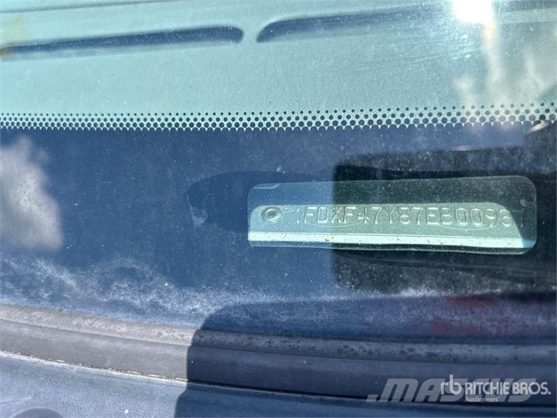 Ford F-450 المنصات الهوائية المثبتة على شاحنة