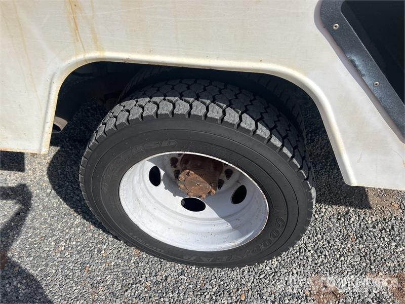 Ford F-450 المنصات الهوائية المثبتة على شاحنة