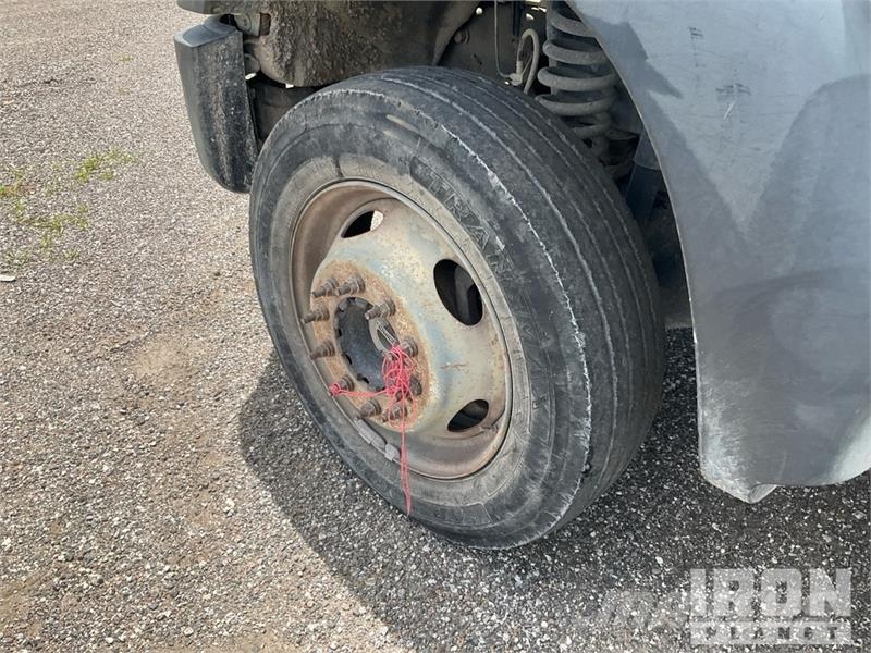 Ford F-450 Pritschenwagen/Pritschenwagen mit Seitenklappe