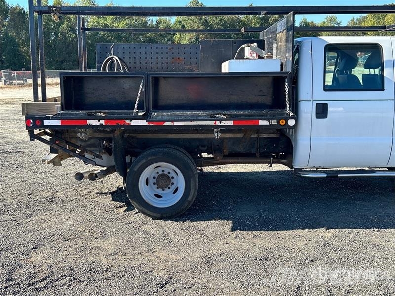 Ford F-450 Flakbilar