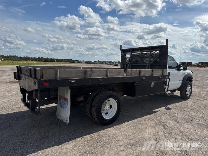 Ford F-450 Flatbed / Dropside trucks