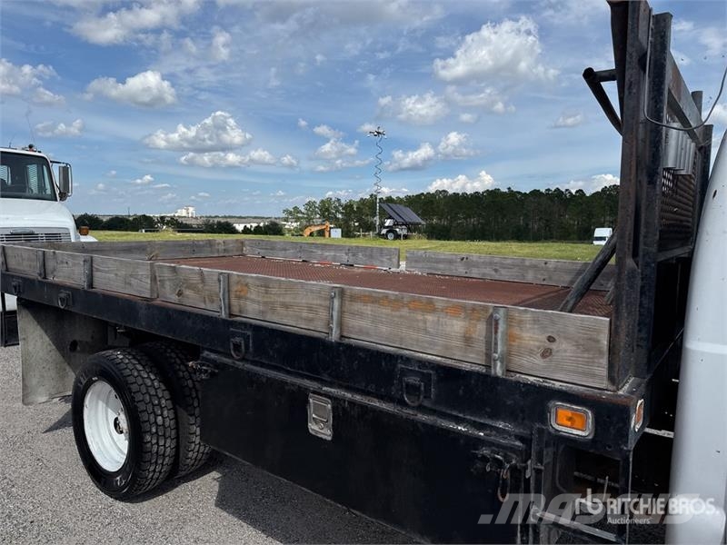 Ford F-450 Flatbed / Dropside trucks