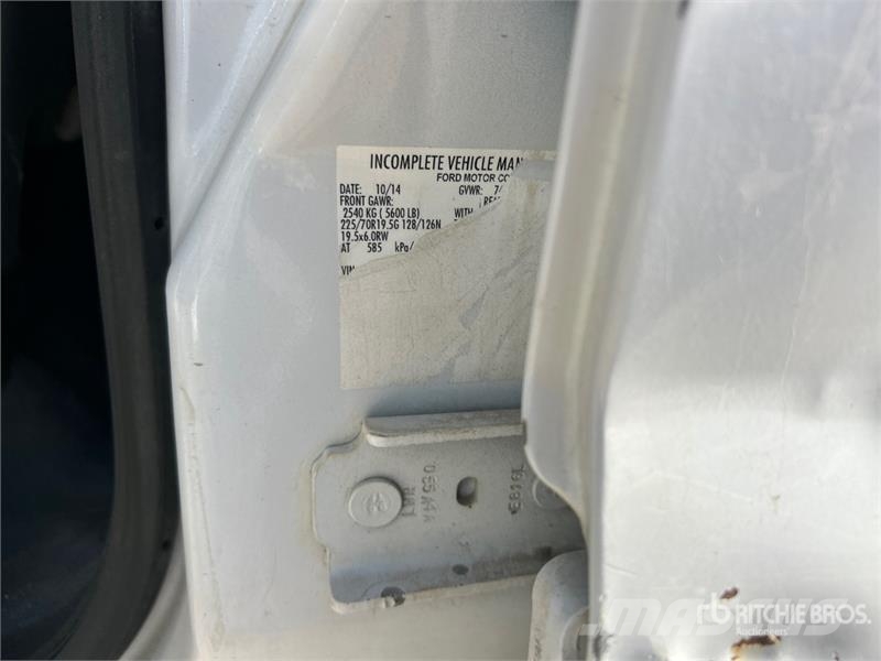 Ford F-450 Platformas/izkraušana no sāniem