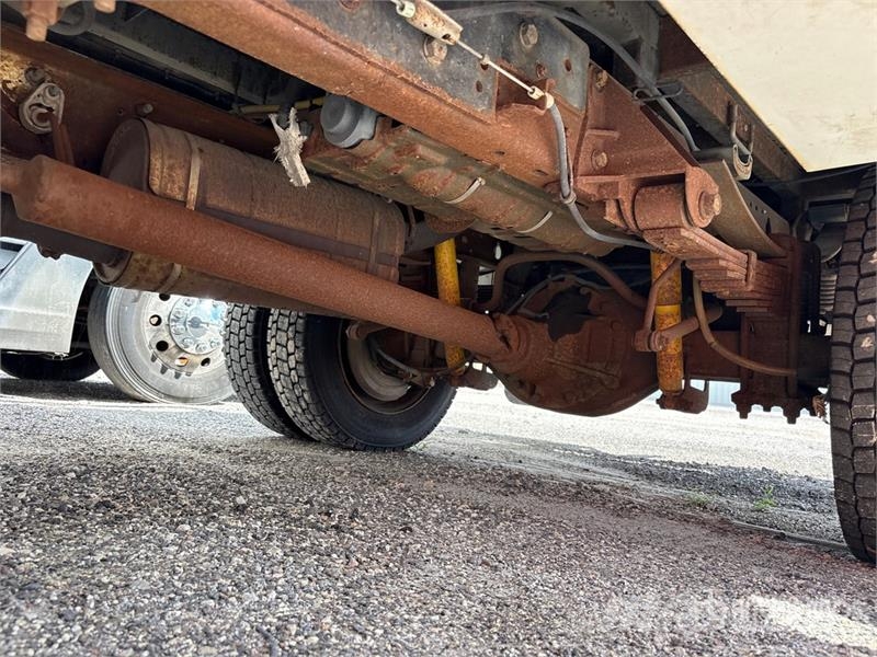 Ford F-450 المنصات الهوائية المثبتة على شاحنة