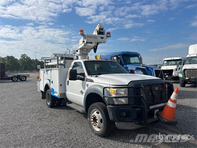 Ford F-450 Lastbilmonterede lifte