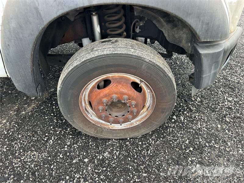 Ford F-450 Skříňová nástavba