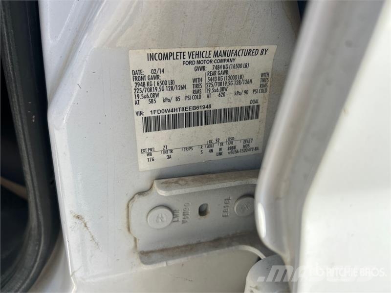 Ford F-450 Ciężarówki typu Platforma / Skrzynia