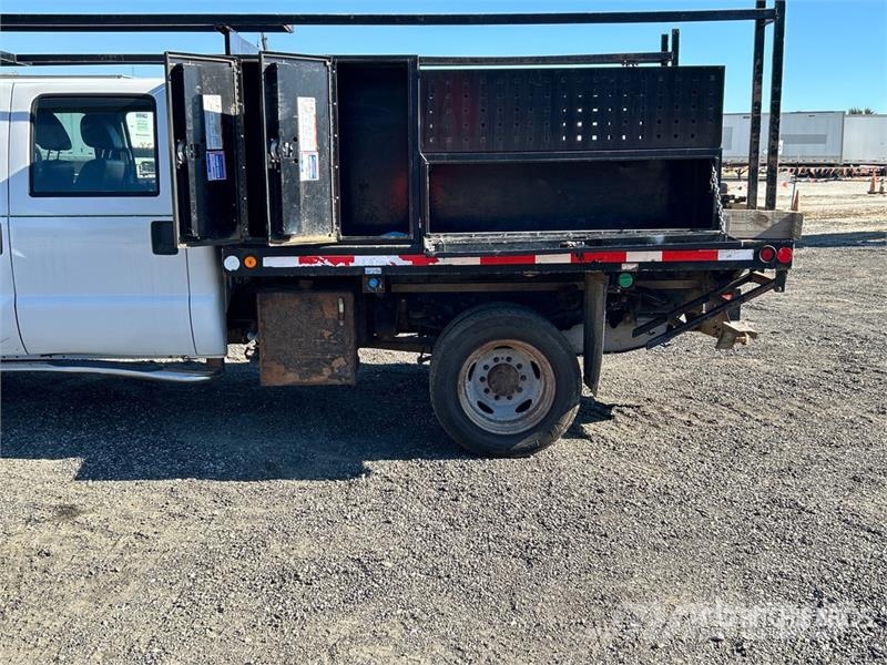 Ford F-450 Flakbilar