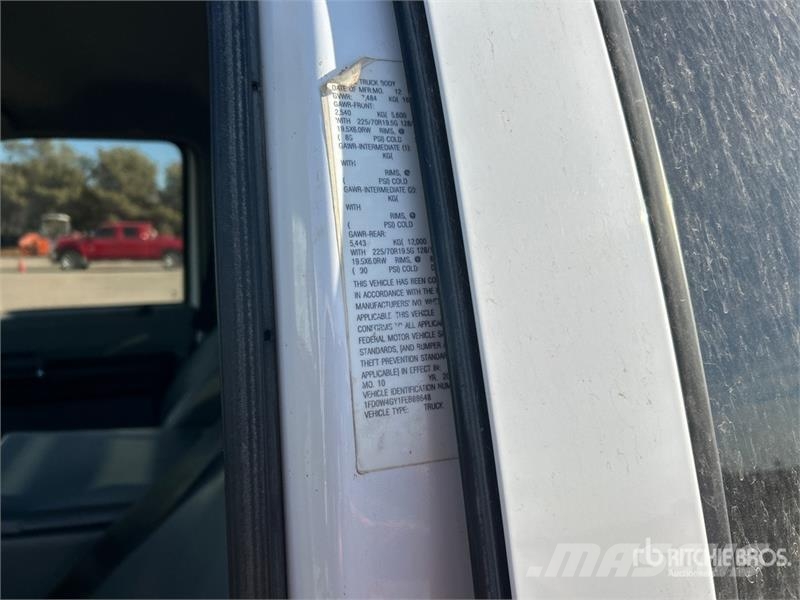 Ford F-450 Platformas/izkraušana no sāniem