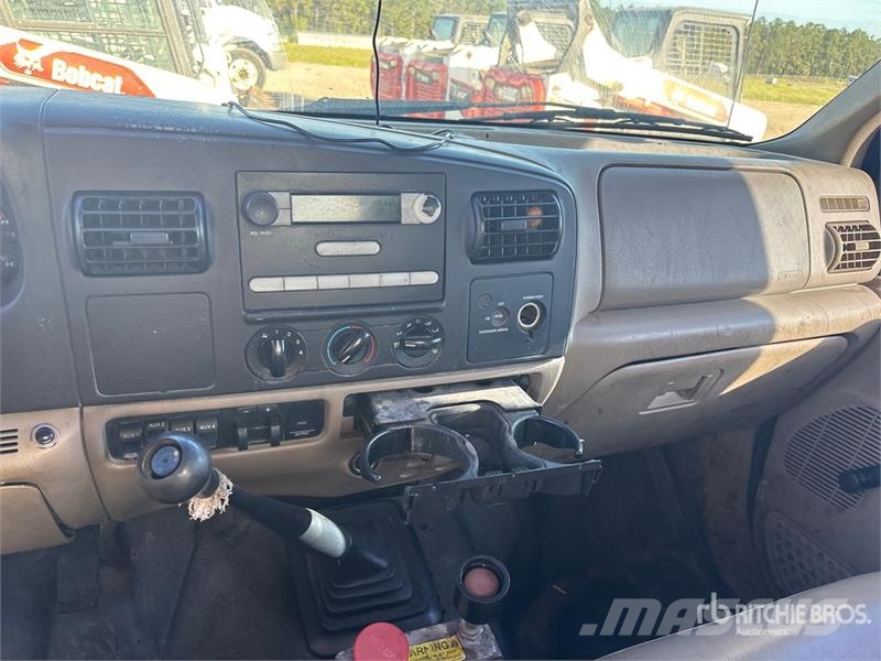 Ford F-450 Tippbilar