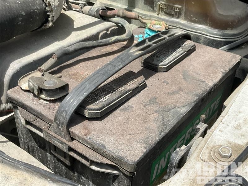 Ford F-450 Pritschenwagen/Pritschenwagen mit Seitenklappe
