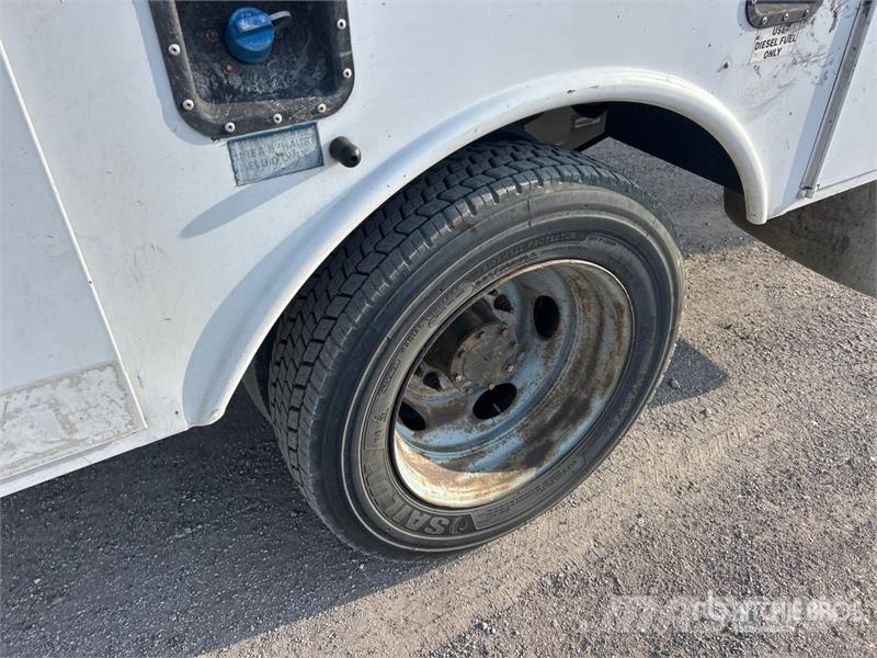 Ford F-450 Araç üstü platformlar