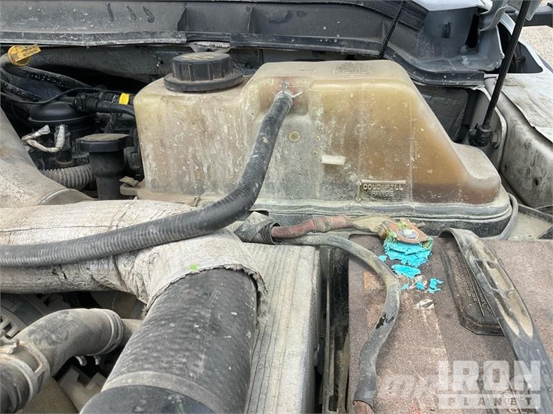 Ford F-450 Pritschenwagen/Pritschenwagen mit Seitenklappe