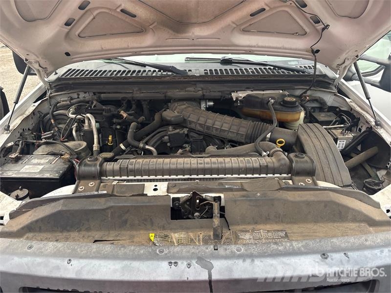 Ford F-450 المنصات الهوائية المثبتة على شاحنة