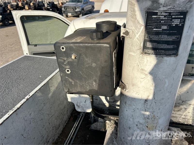 Ford F-450 Araç üstü platformlar