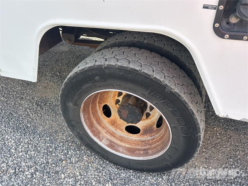 Ford F-450 Plataformas sobre camión