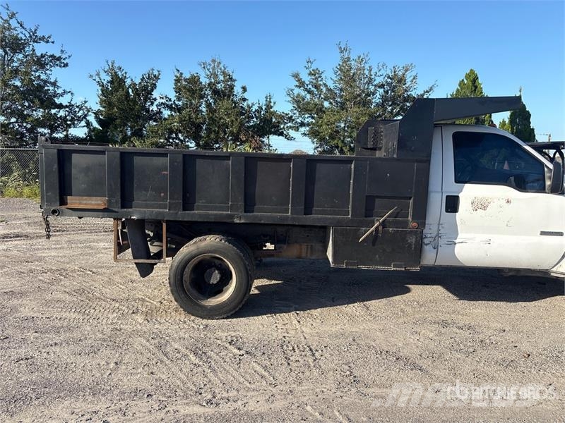 Ford F-450 Tippbilar