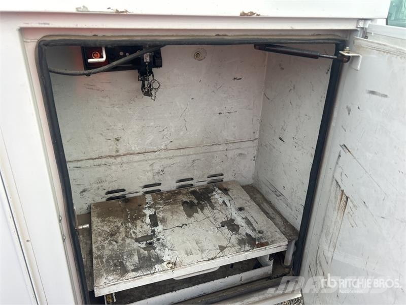 Ford F-450 Truck mounted aerial platforms