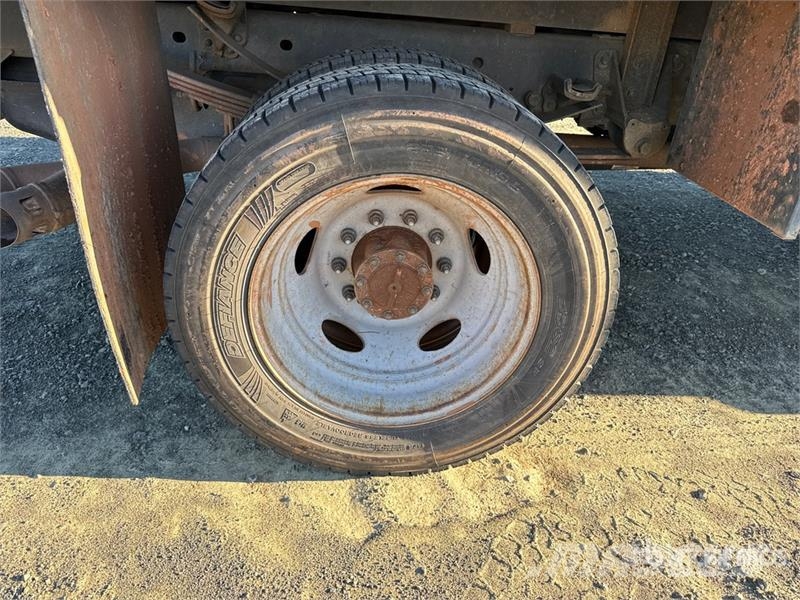 Ford F-450 Ciężarówki typu Platforma / Skrzynia