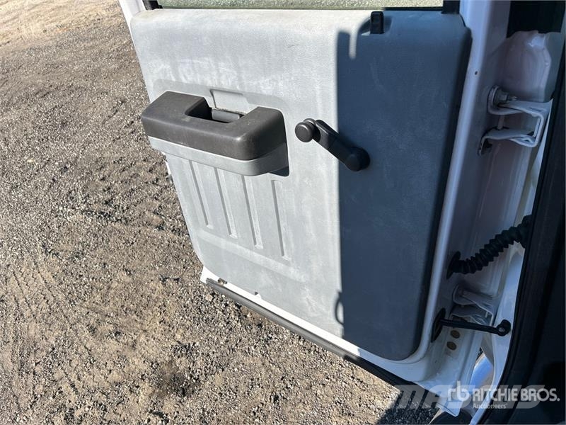 Ford F-450 Flakbilar