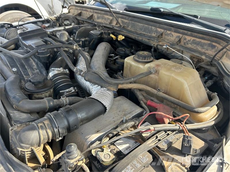 Ford F-450 Ciężarówki typu Platforma / Skrzynia