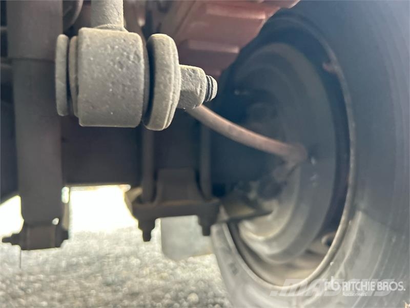 Ford F-450 Skříňová nástavba