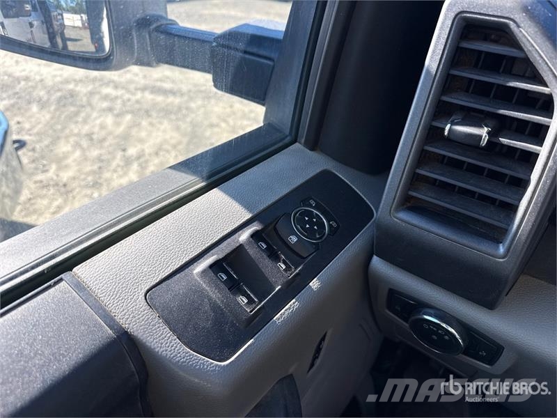 Ford F-450 Tippbil