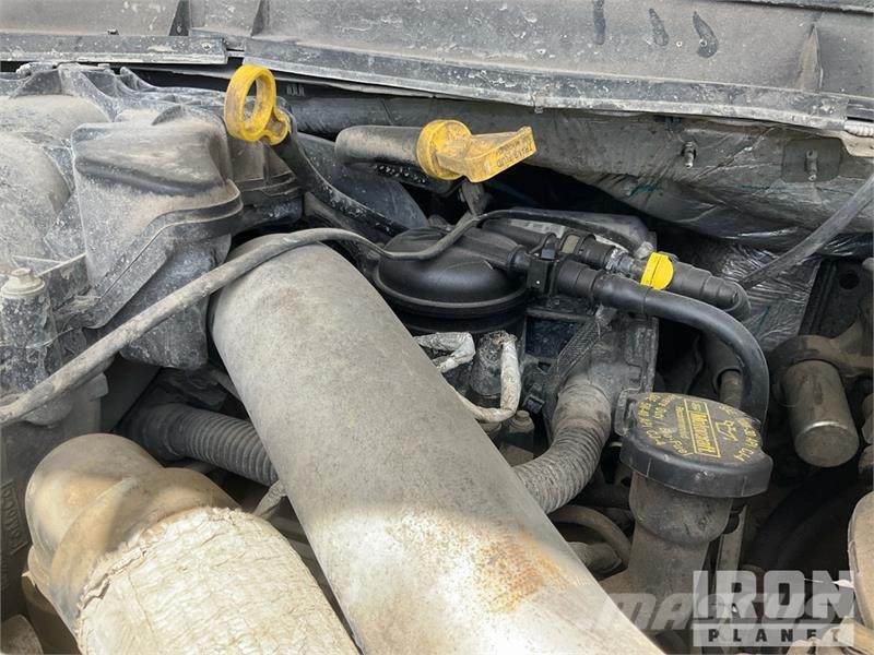 Ford F-450 Pritschenwagen/Pritschenwagen mit Seitenklappe