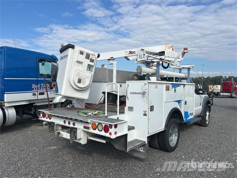 Ford F-450 Lastbilmonterede lifte