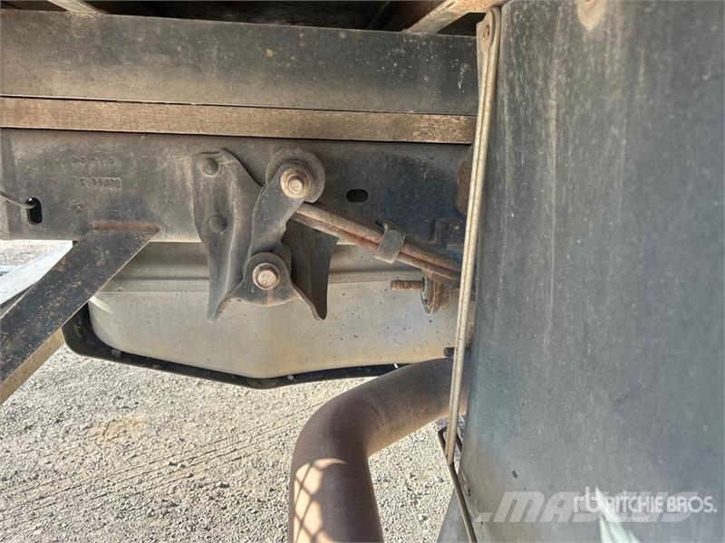 Ford F-450 Platformas/izkraušana no sāniem