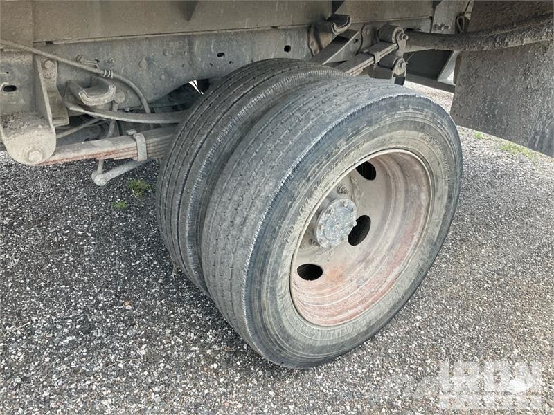 Ford F-450 Pritschenwagen/Pritschenwagen mit Seitenklappe